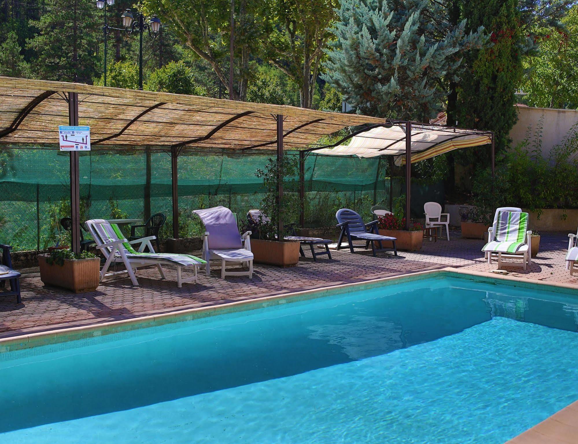 Hotel Les Alizes Puget-Théniers المظهر الخارجي الصورة